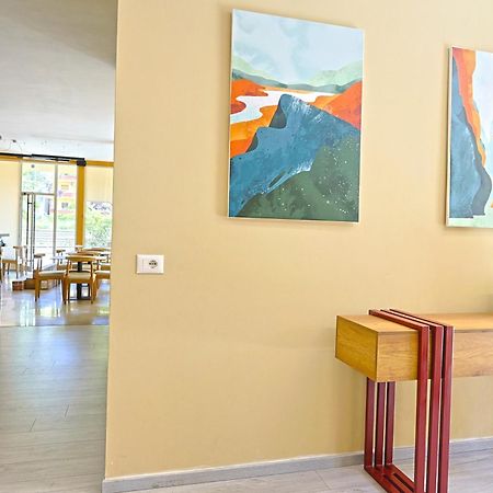 Aparthotel Eda Durrës Esterno foto